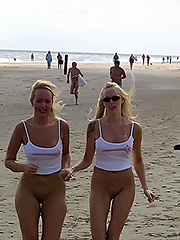 Hot Nude Chicks With Trimmed Pussies